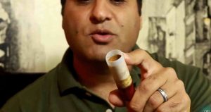 استفاده از یک طلق یا ورق رادیولوژی دور سری ساز نی